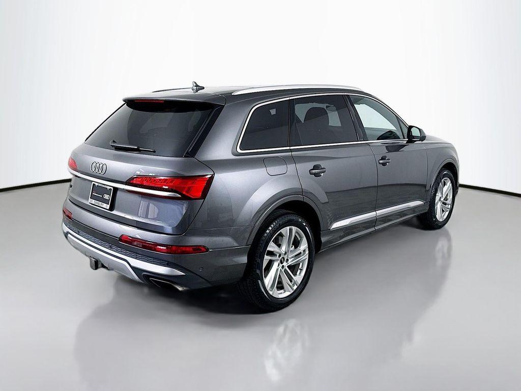 used 2025 Audi Q7 car, priced at $54,977