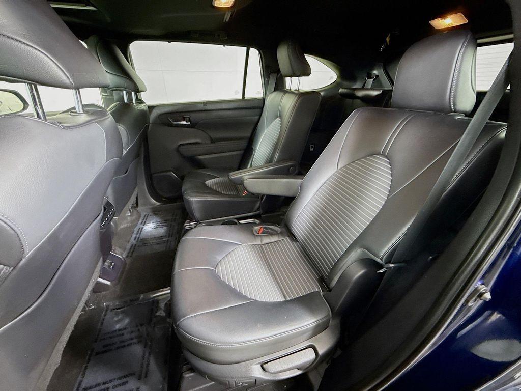 used 2023 Toyota Highlander car, priced at $35,997