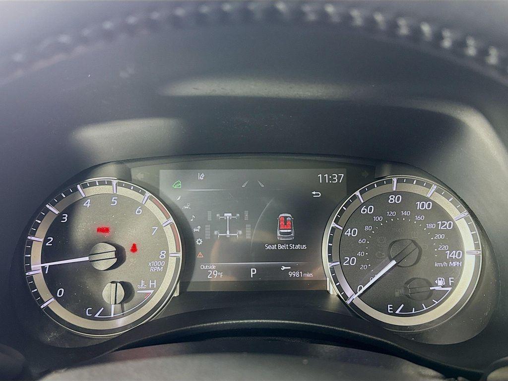 used 2023 Toyota Highlander car, priced at $35,997