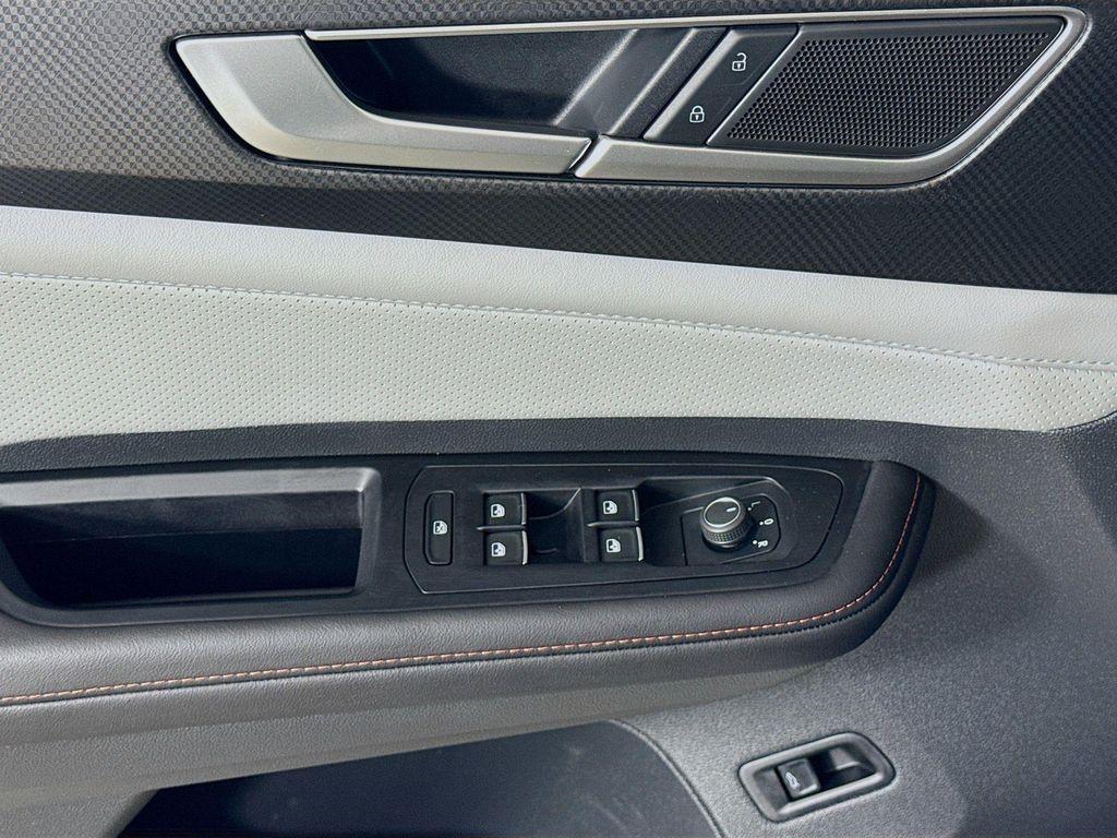 used 2025 Volkswagen Atlas car, priced at $39,997