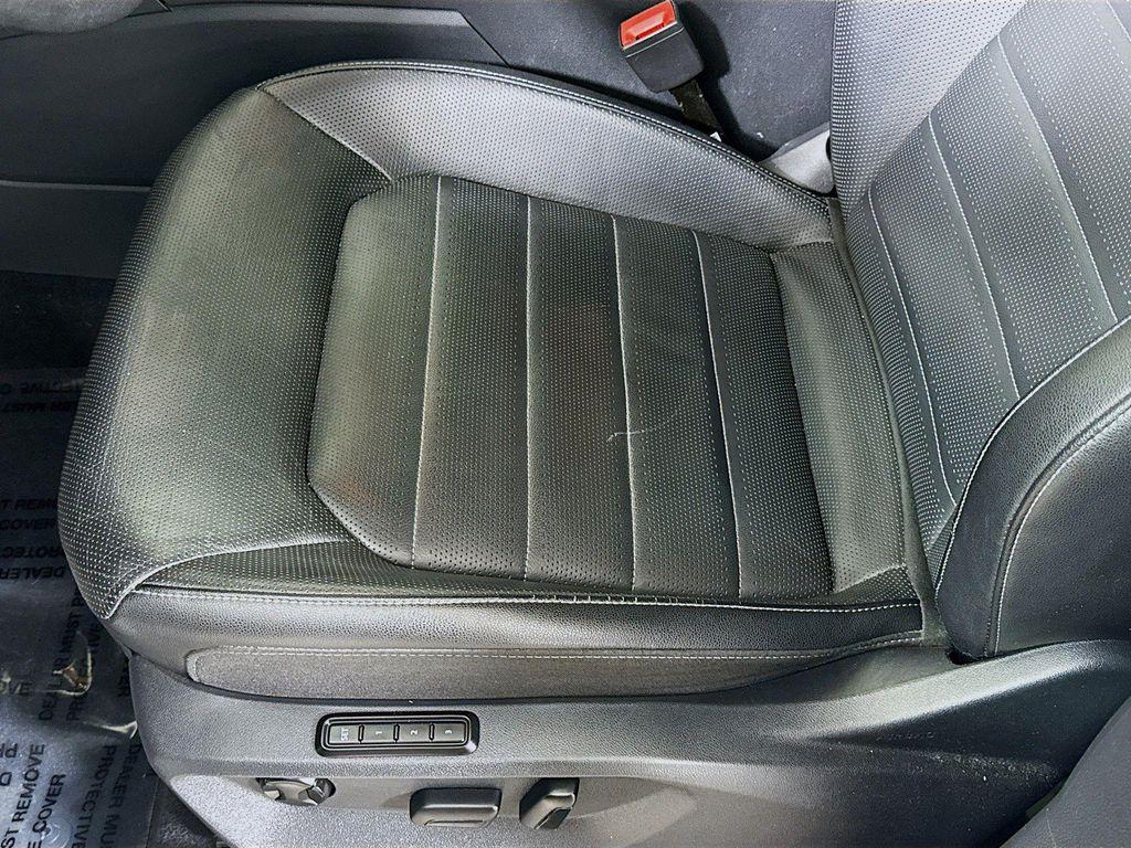 used 2020 Volkswagen Atlas car, priced at $20,997