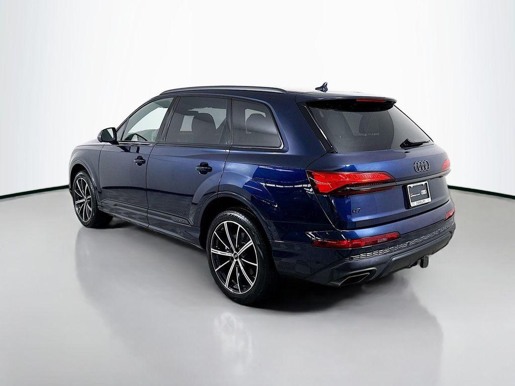 used 2025 Audi Q7 car, priced at $48,597
