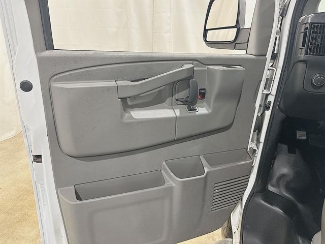 used 2016 GMC Savana 2500 car, priced at $10,900