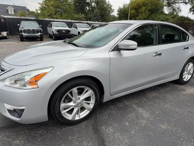 used 2013 Nissan Altima car, priced at $5,500