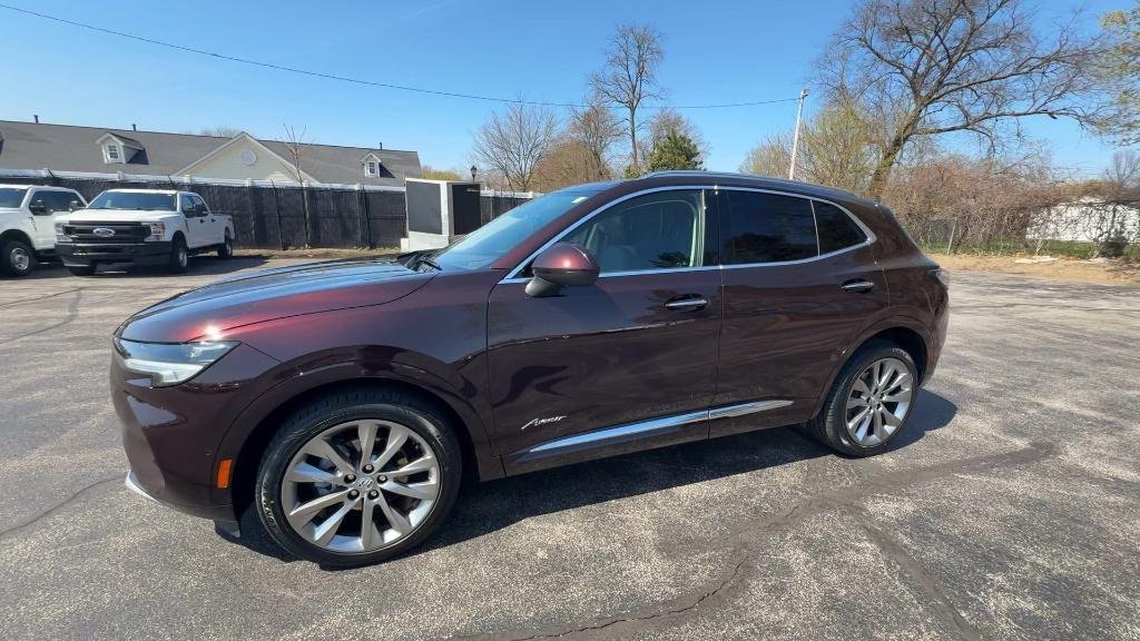 used 2022 Buick Envision car, priced at $28,000