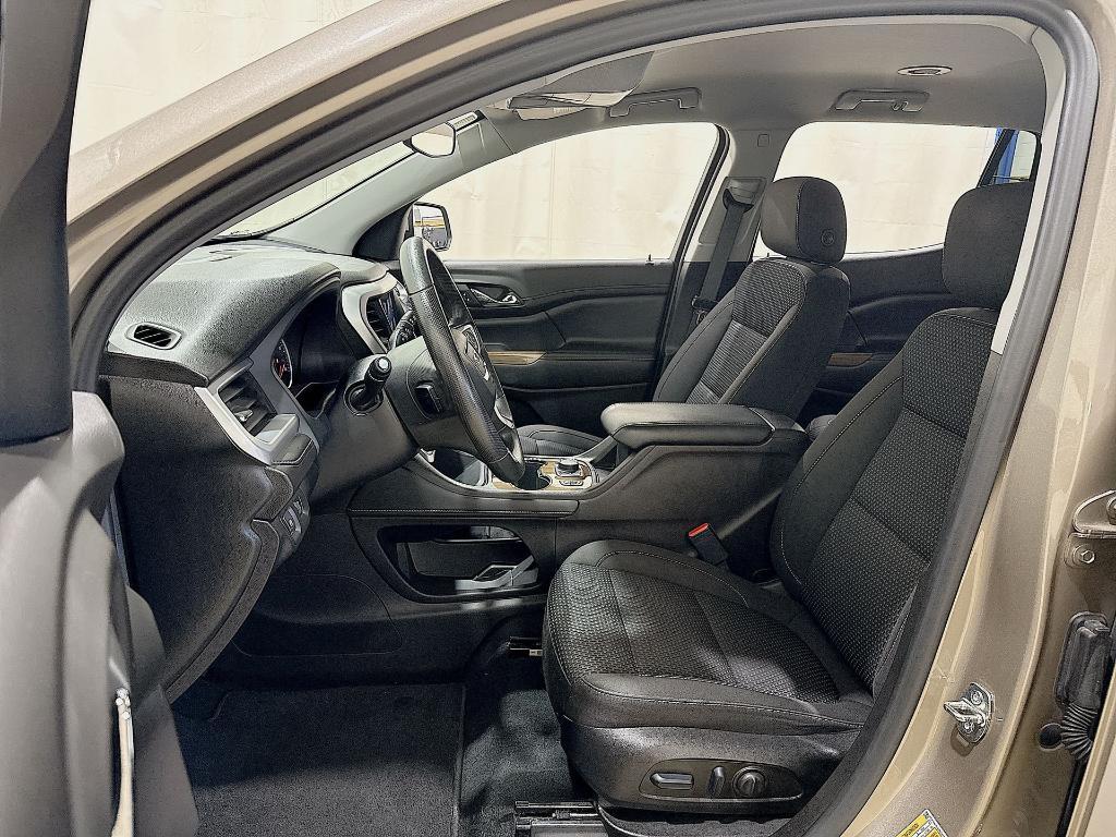 used 2022 GMC Acadia car, priced at $26,348