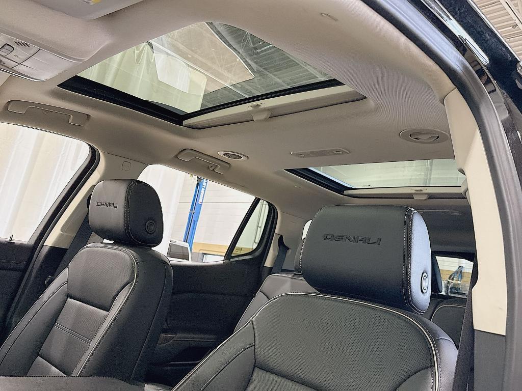 used 2023 GMC Acadia car, priced at $39,348