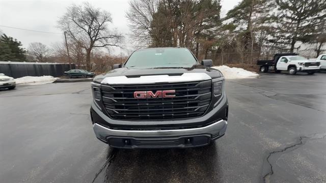 new 2026 GMC Sierra 1500 car, priced at $47,060