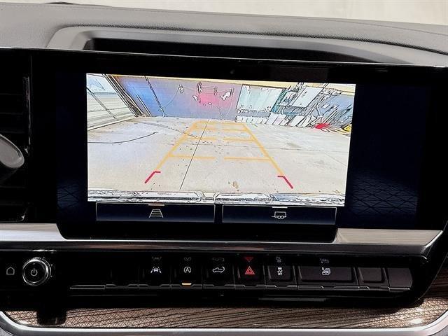 new 2026 GMC Sierra 1500 car, priced at $47,275