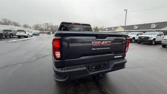 new 2026 GMC Sierra 1500 car, priced at $47,275