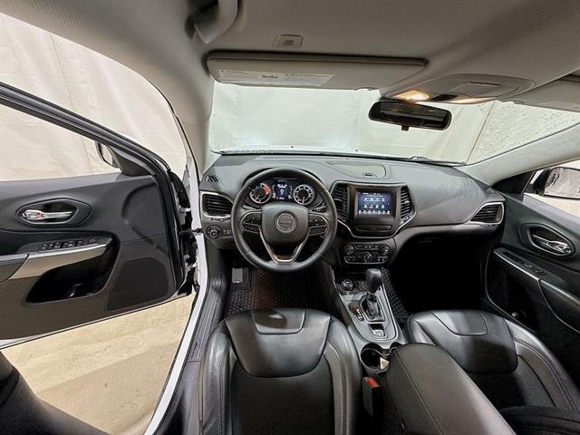 used 2019 Jeep Cherokee car, priced at $17,900