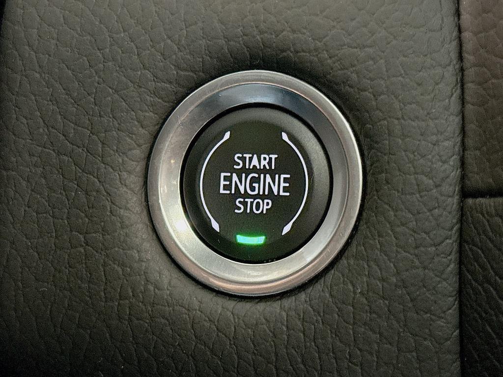 used 2024 GMC Yukon car, priced at $69,900