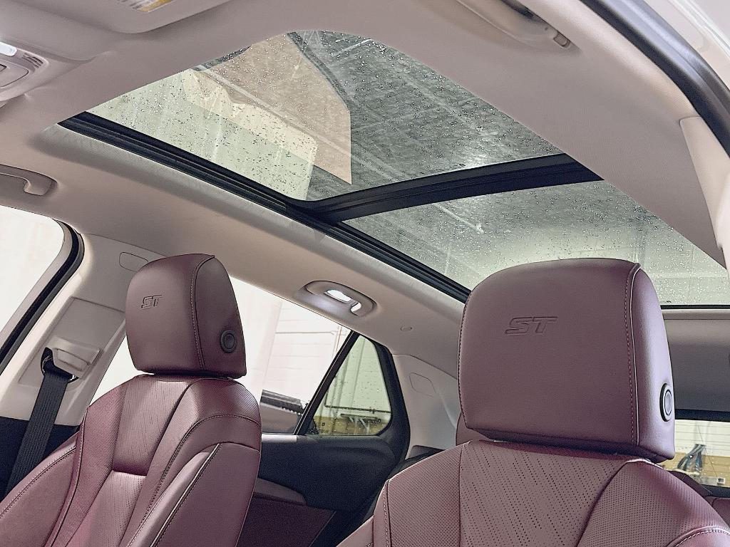 new 2026 Buick Envision car, priced at $47,046