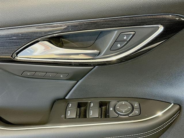 used 2023 Buick Envision car, priced at $28,500