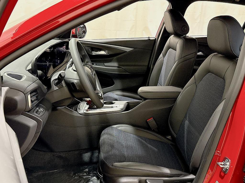 new 2026 Buick Envista car, priced at $26,335