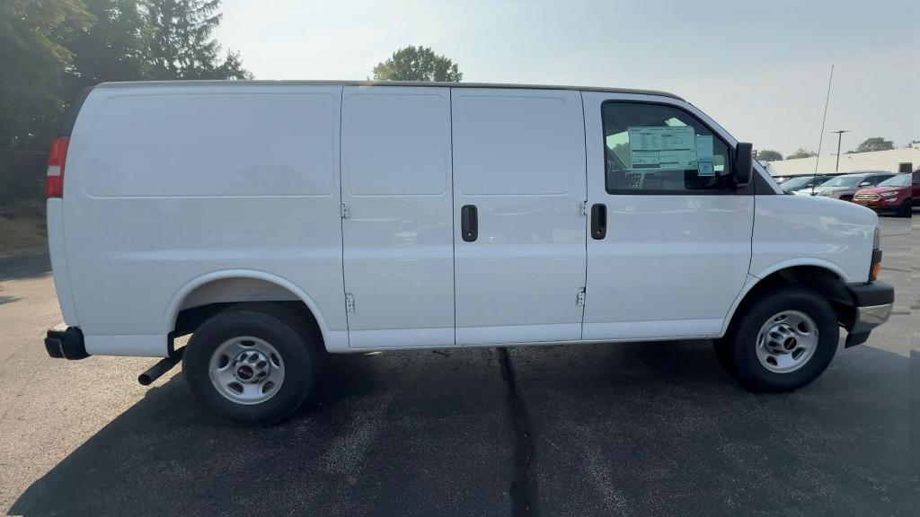 new 2025 GMC Savana 3500 car, priced at $49,438