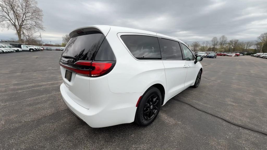 used 2024 Chrysler Pacifica car, priced at $27,900