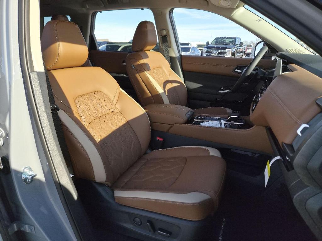 new 2026 Nissan Pathfinder car, priced at $50,239