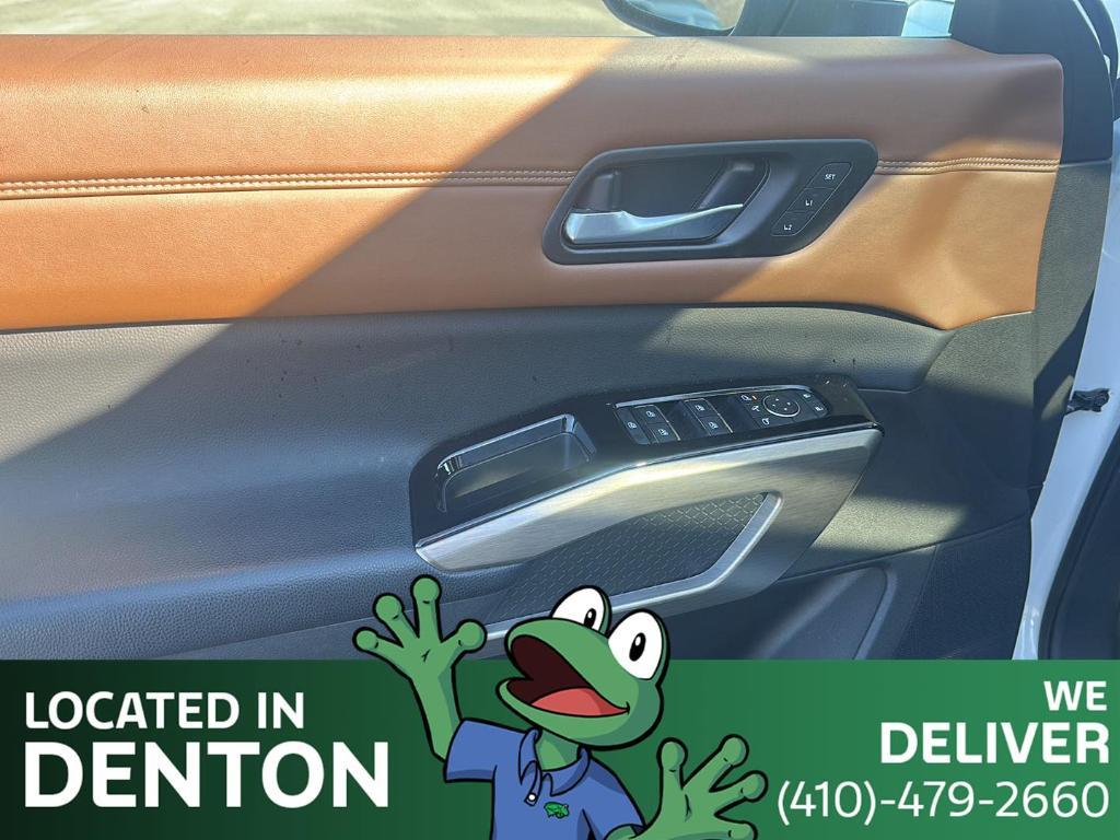 used 2023 Nissan Pathfinder car, priced at $30,000