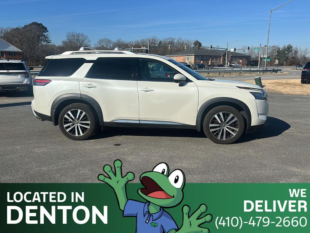 used 2023 Nissan Pathfinder car, priced at $30,000