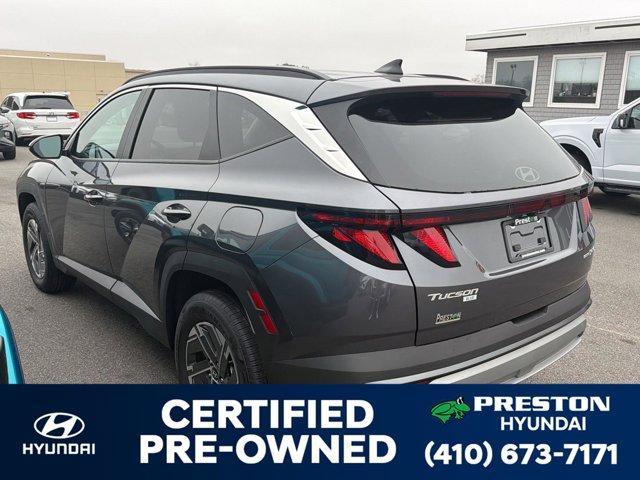 used 2025 Hyundai TUCSON Hybrid car, priced at $28,000