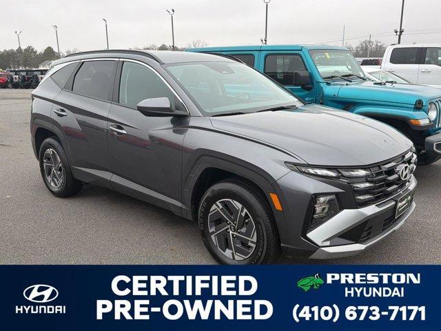 used 2025 Hyundai TUCSON Hybrid car, priced at $28,000