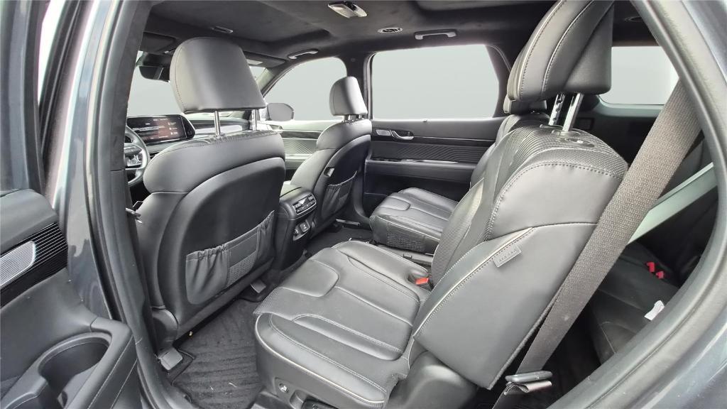 used 2024 Hyundai Palisade car, priced at $40,000