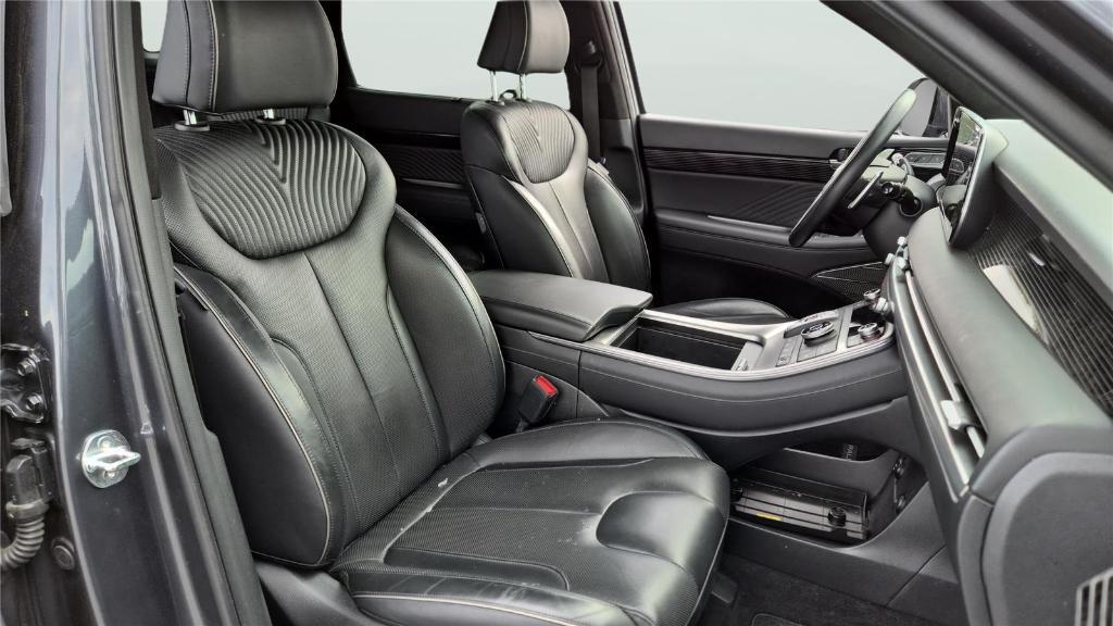 used 2024 Hyundai Palisade car, priced at $40,000