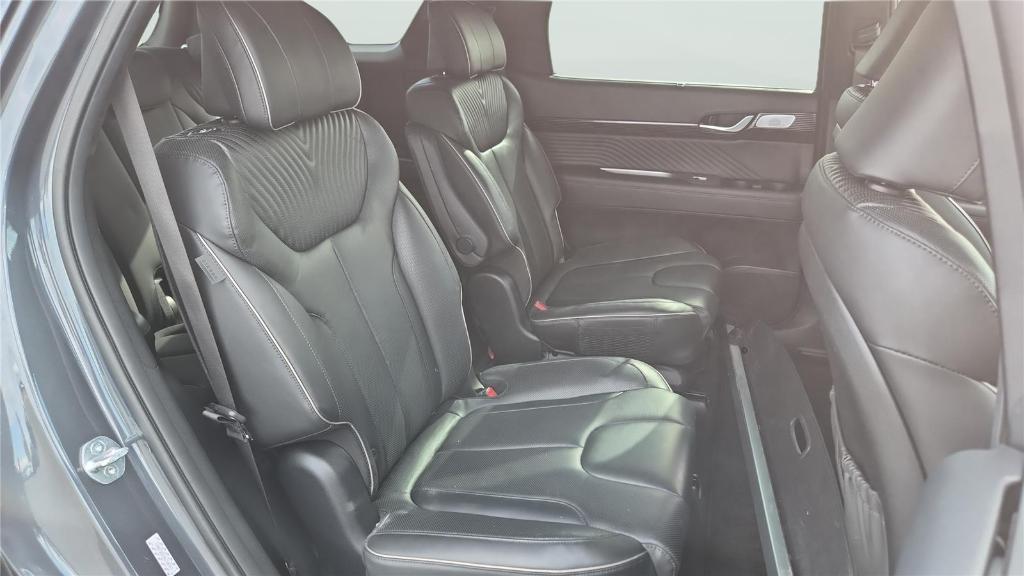 used 2024 Hyundai Palisade car, priced at $39,500