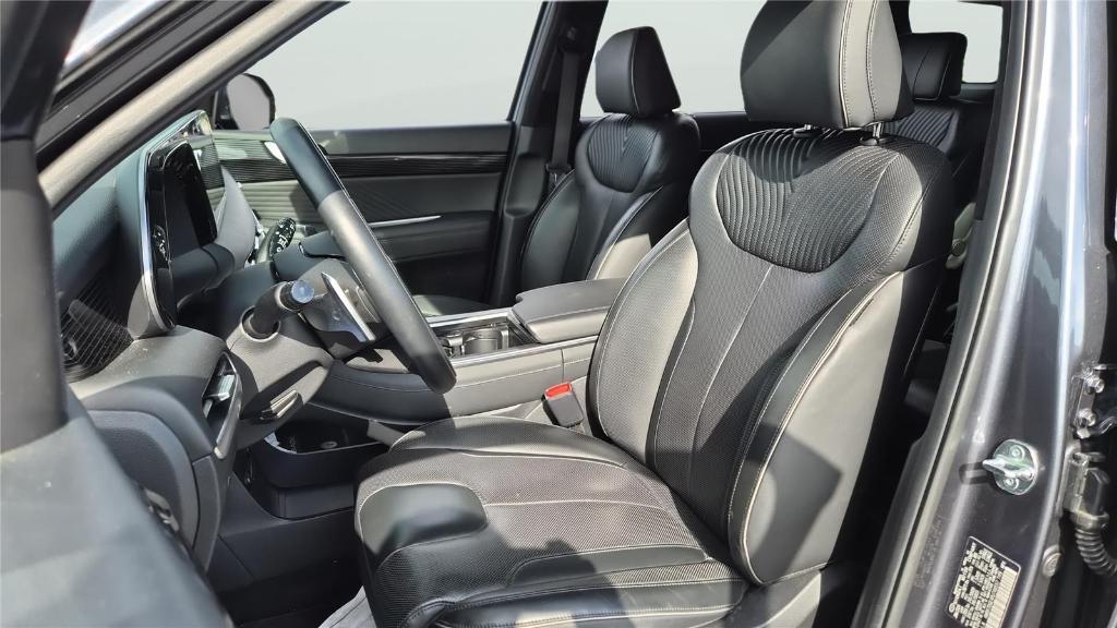 used 2024 Hyundai Palisade car, priced at $39,500