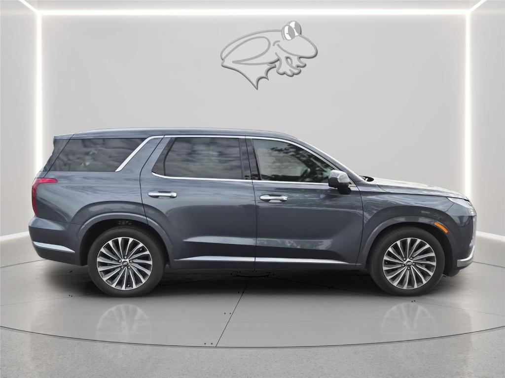 used 2024 Hyundai Palisade car, priced at $40,000