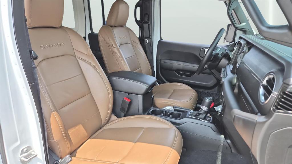 used 2022 Jeep Wrangler Unlimited car, priced at $35,799