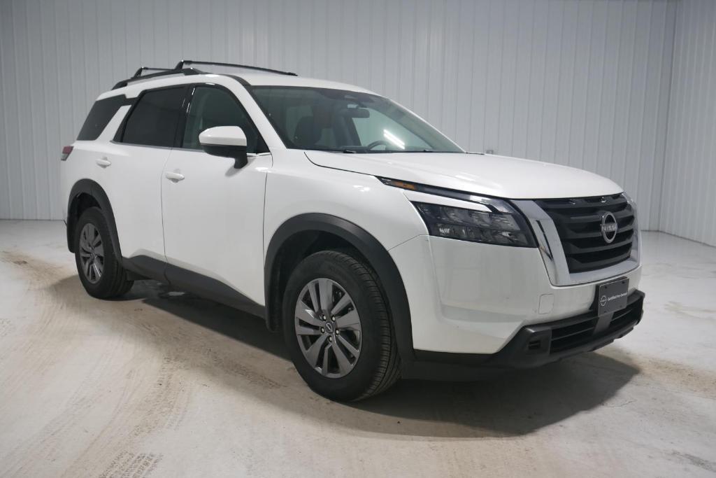 used 2025 Nissan Pathfinder car, priced at $35,000