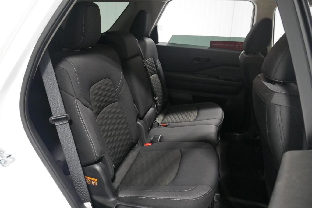 used 2025 Nissan Pathfinder car, priced at $35,000