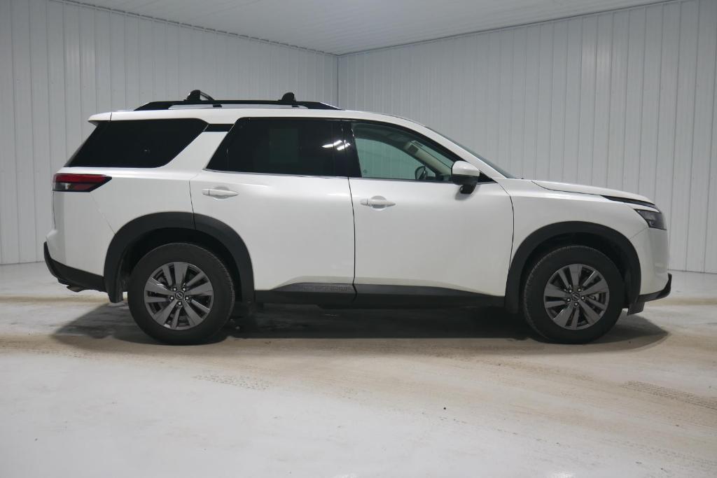 used 2025 Nissan Pathfinder car, priced at $35,000