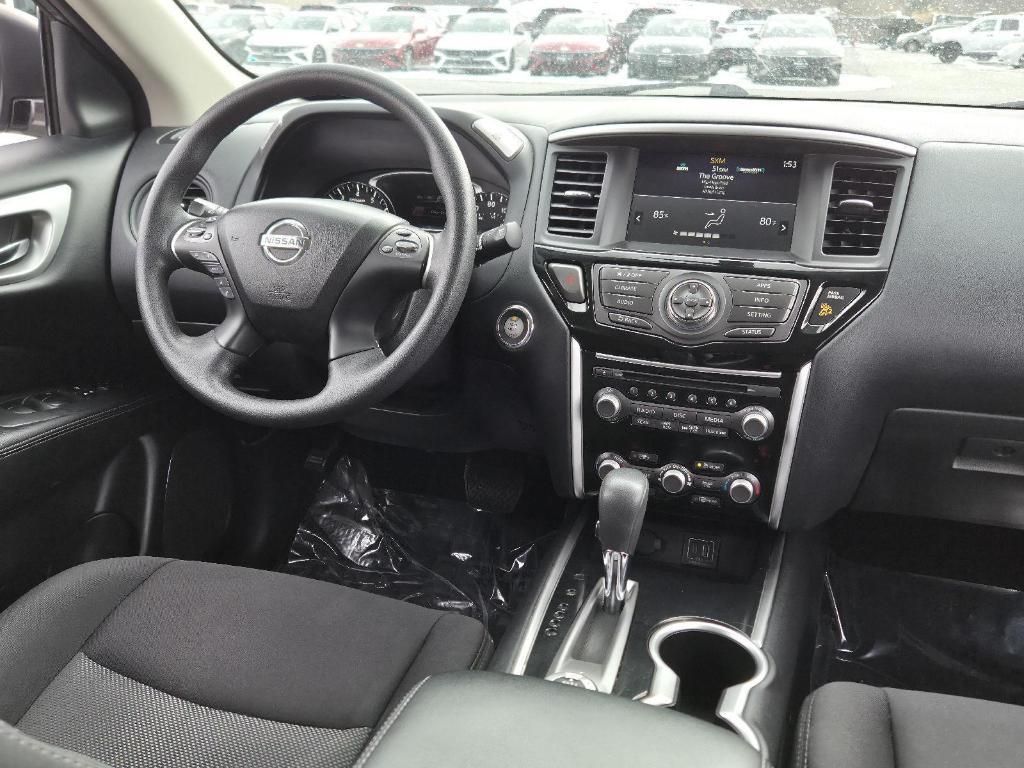 used 2020 Nissan Pathfinder car, priced at $18,000