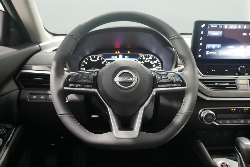 new 2025 Nissan Altima car, priced at $28,020