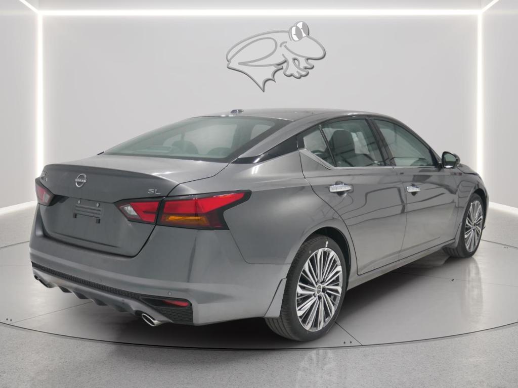 new 2025 Nissan Altima car, priced at $28,020