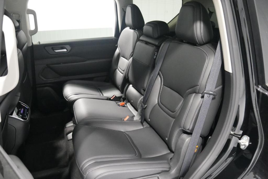 new 2026 Nissan Armada car, priced at $60,217