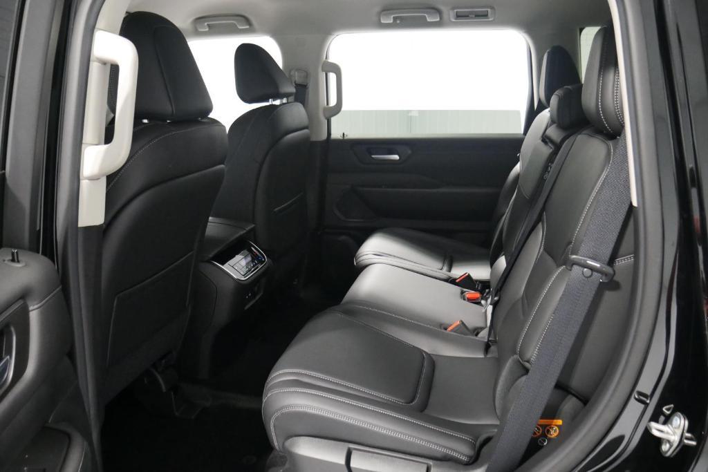 new 2026 Nissan Armada car, priced at $60,217