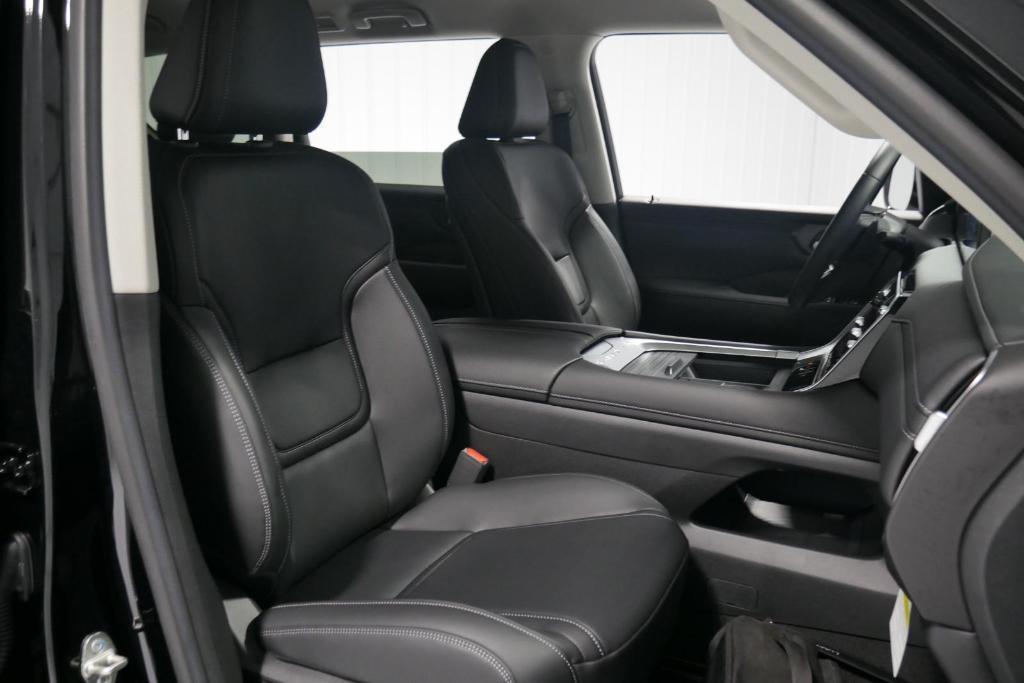 new 2026 Nissan Armada car, priced at $60,217