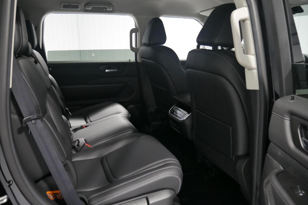 new 2026 Nissan Armada car, priced at $60,217