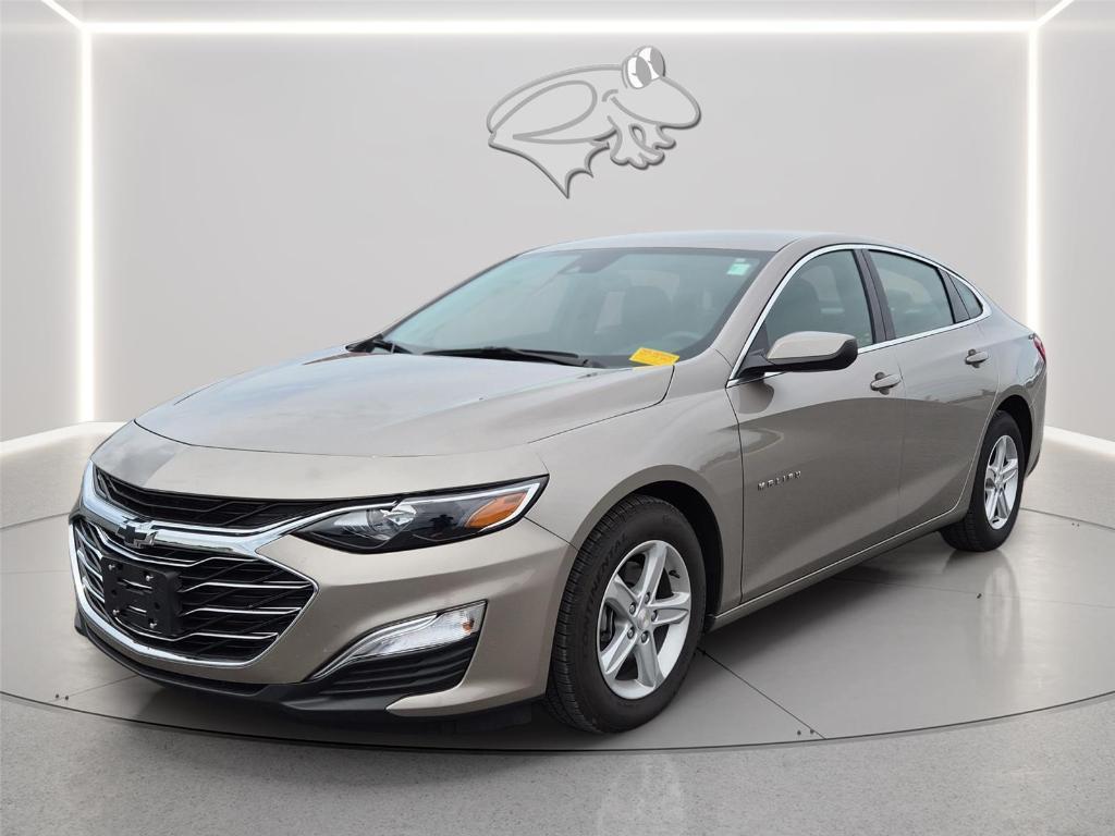 used 2025 Chevrolet Malibu car, priced at $24,000