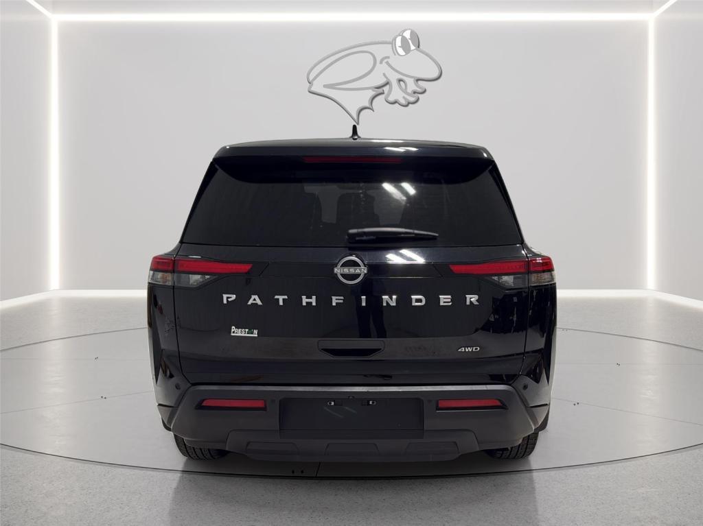 used 2024 Nissan Pathfinder car, priced at $28,000