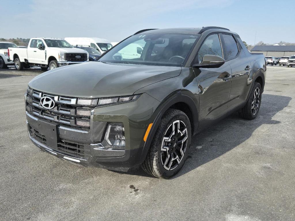 used 2025 Hyundai SANTA CRUZ car, priced at $35,000