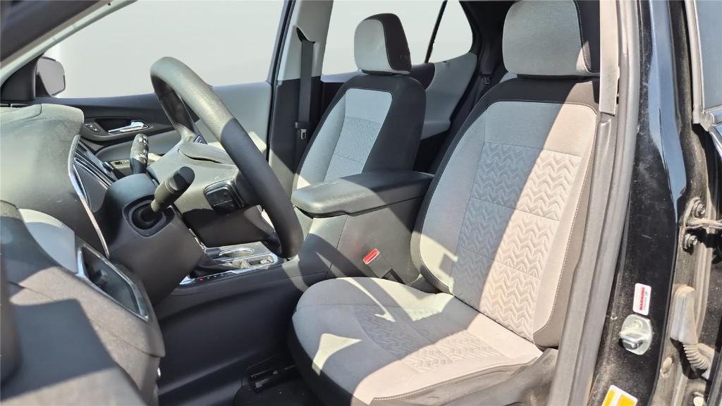 used 2023 Chevrolet Equinox car, priced at $17,000