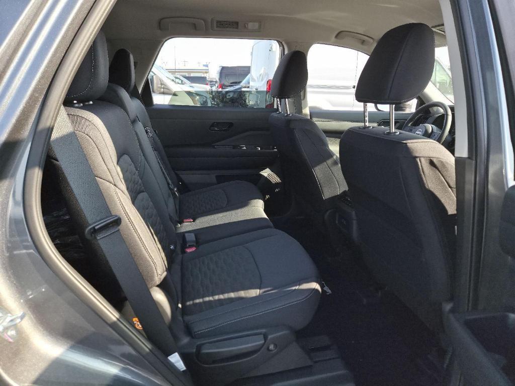 new 2025 Nissan Pathfinder car, priced at $34,495