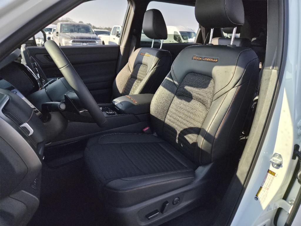 new 2025 Nissan Pathfinder car, priced at $36,861