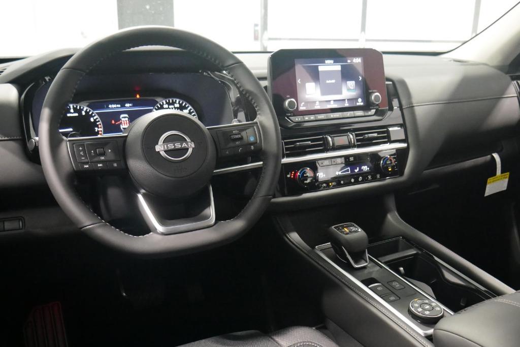 new 2025 Nissan Pathfinder car, priced at $34,910