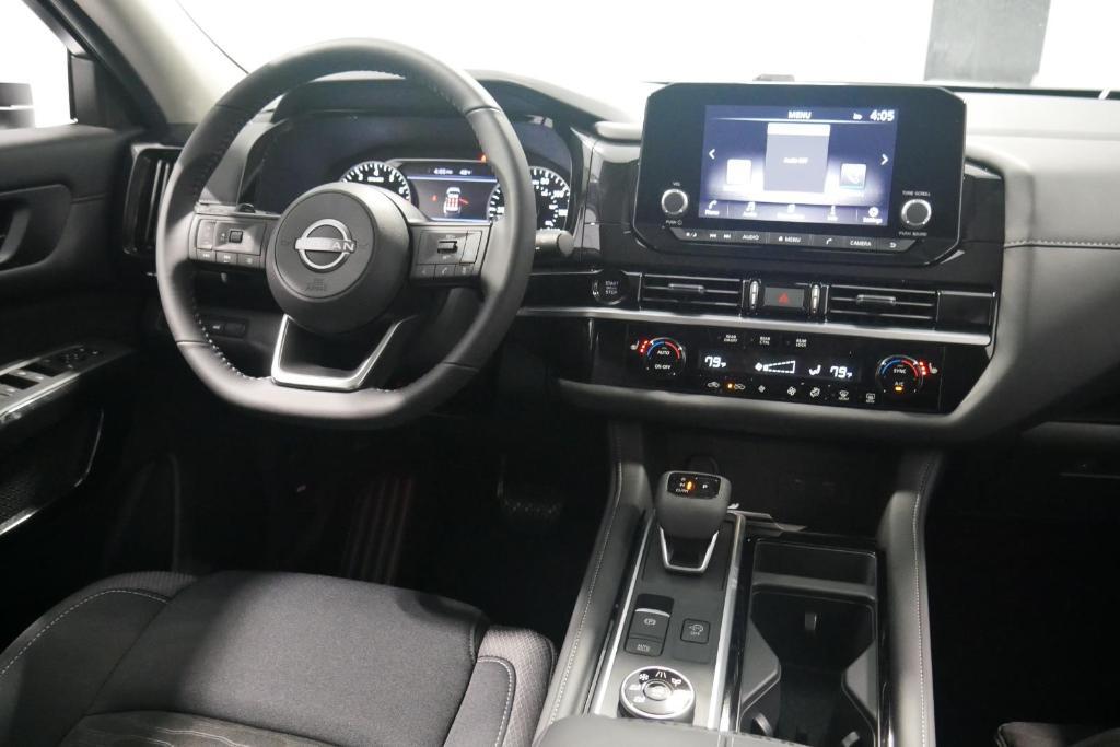 new 2025 Nissan Pathfinder car, priced at $34,910